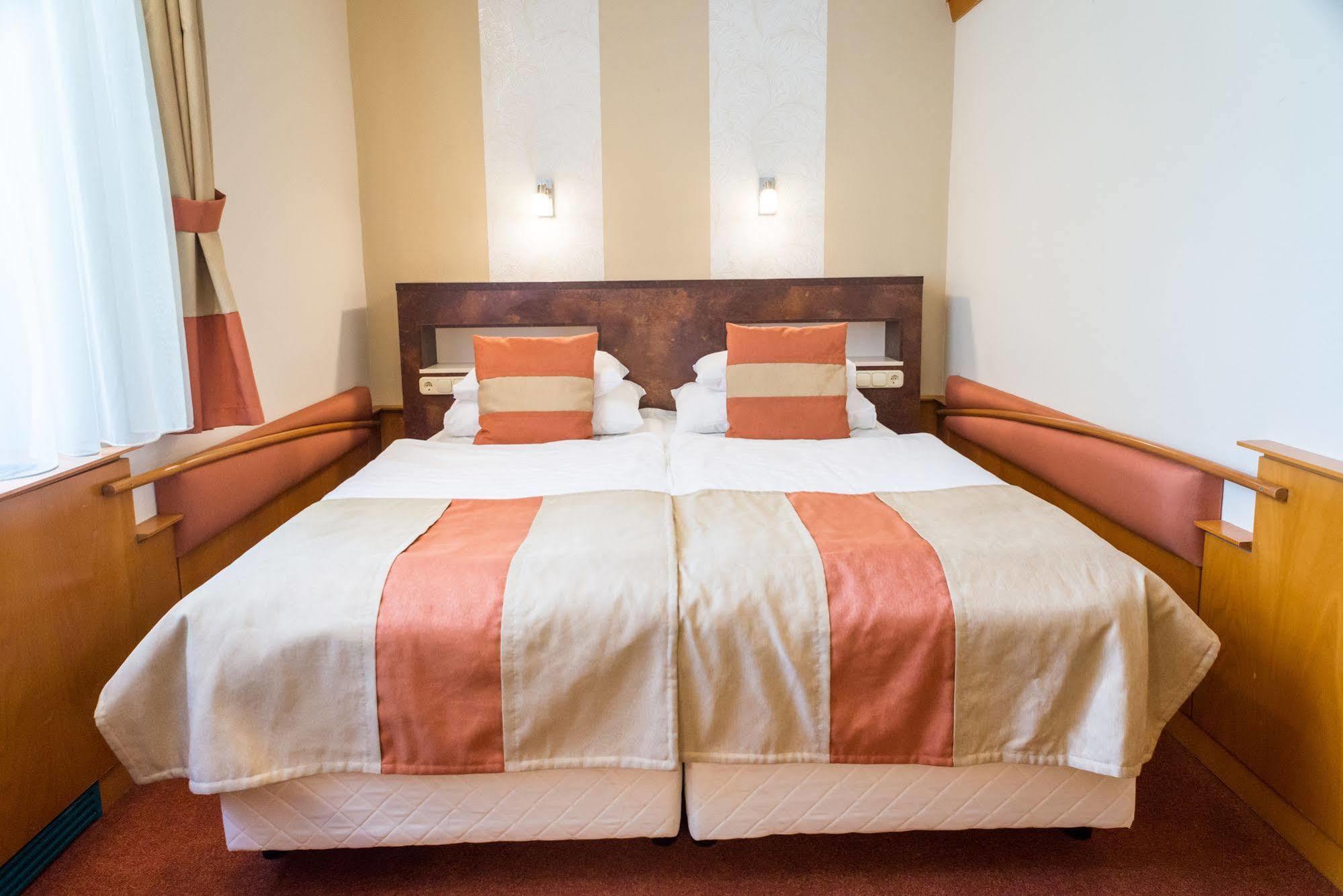 Hotel Spa Hévíz 외부 사진
