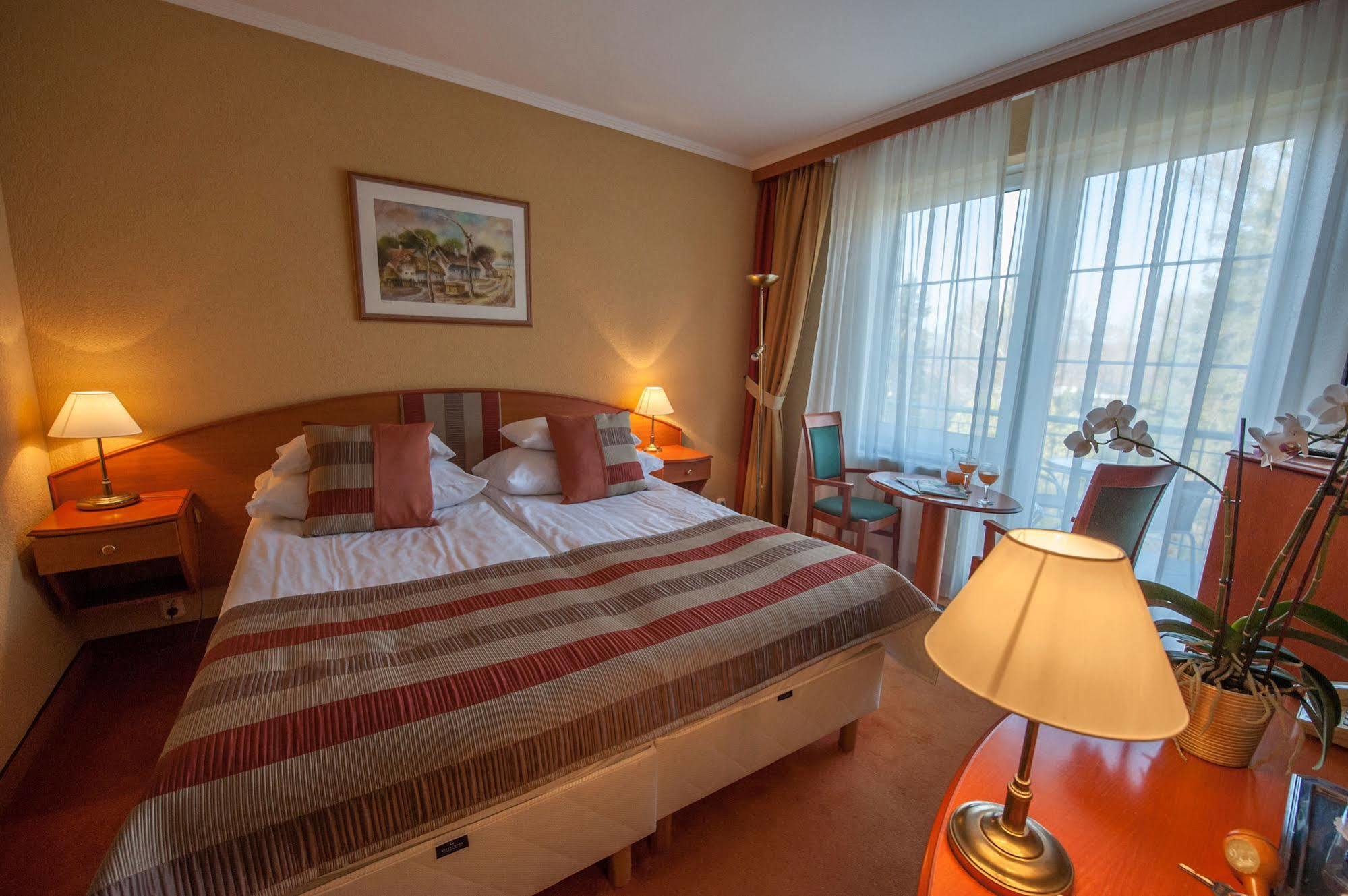 Hotel Spa Hévíz 외부 사진