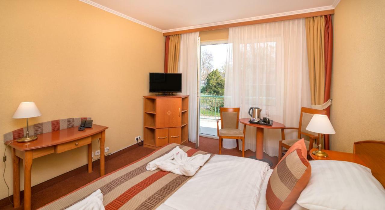 Hotel Spa Hévíz 외부 사진