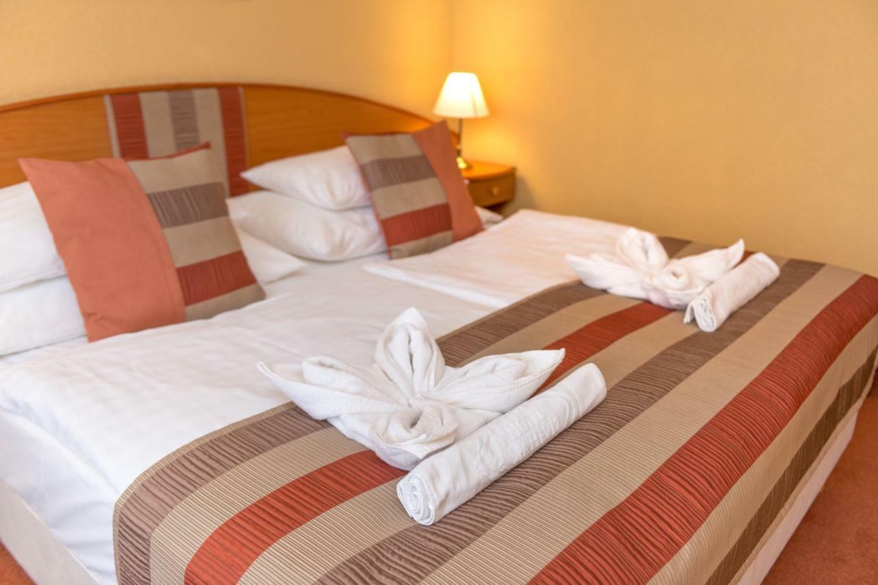 Hotel Spa Hévíz 외부 사진