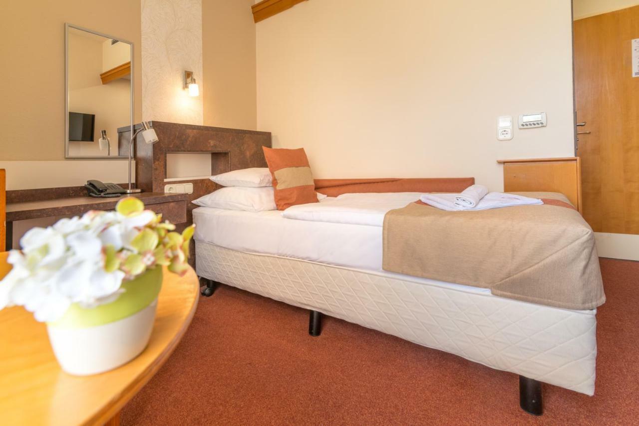 Hotel Spa Hévíz 외부 사진